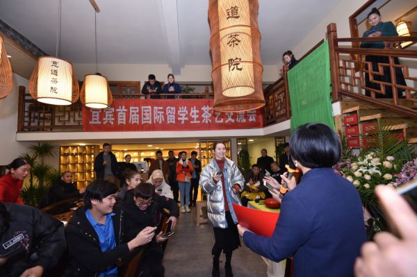 现场设置互动环节。（宜宾新闻网 曾江 摄）